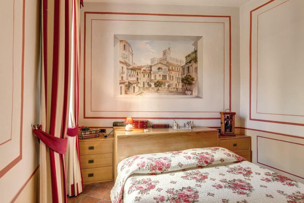 Lovely Flat By The Trevi Fountain Apartment Rome Luaran gambar