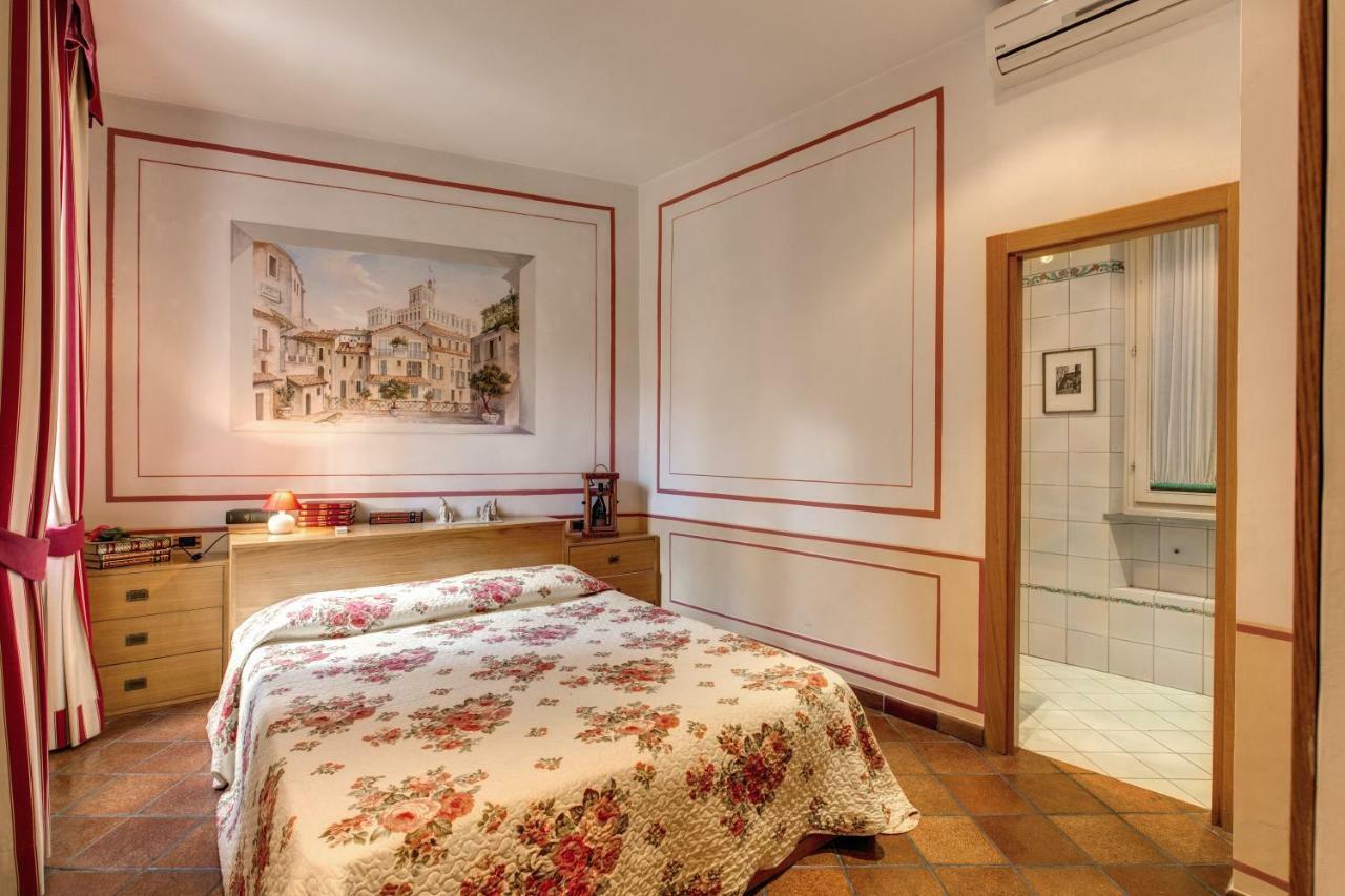 Lovely Flat By The Trevi Fountain Apartment Rome Luaran gambar